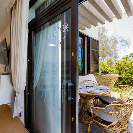 Cerca De La Playa Y Jardin דירה