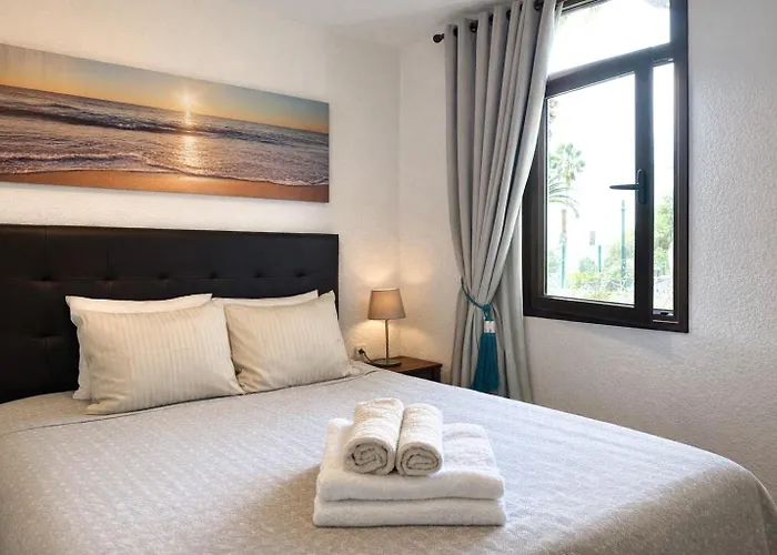 Cerca De La Playa Y Jardin * Playa de las Americas (Tenerife)